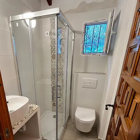 Relax24 -xl-pool, Privacy & Superb Views Willa